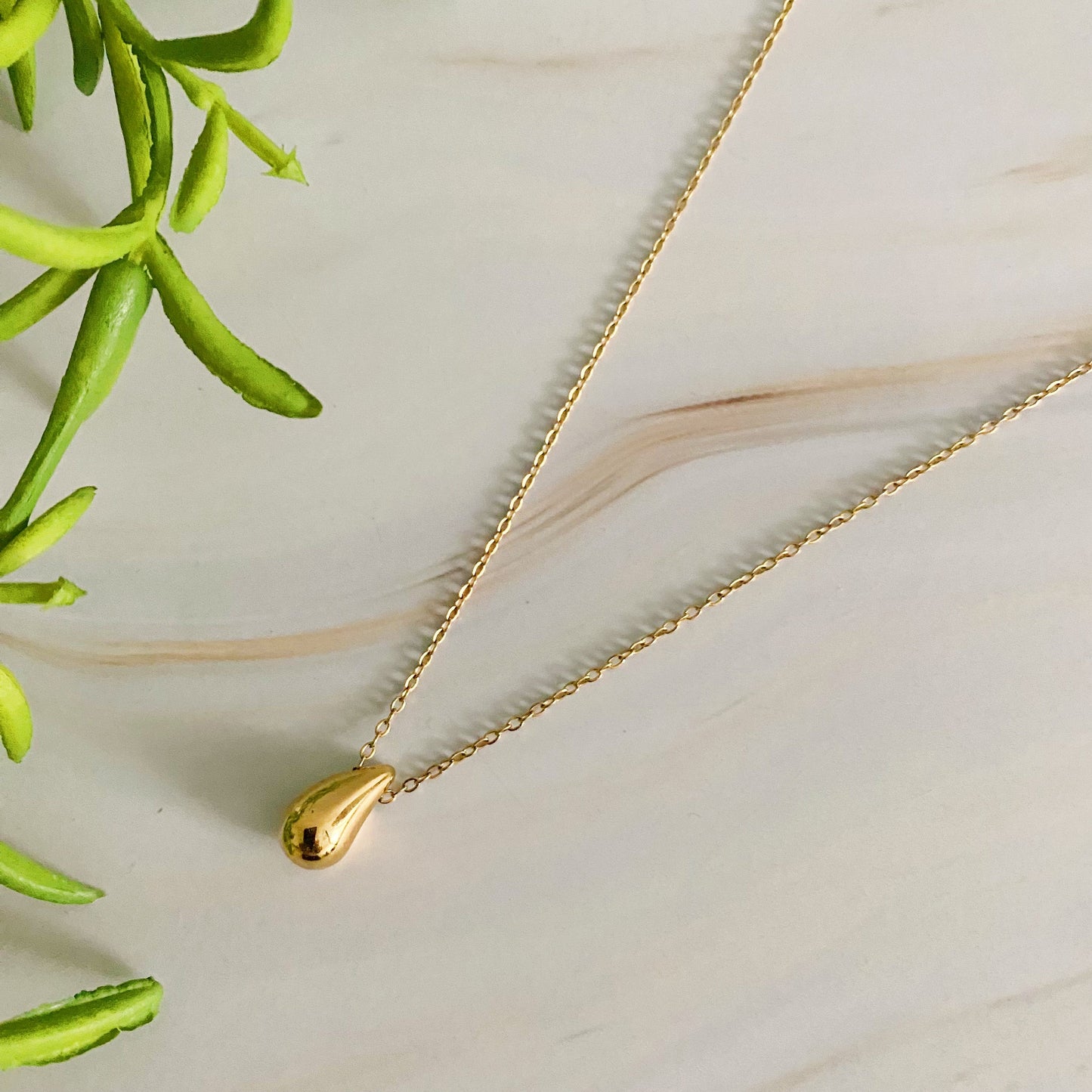 COLLAR BINDU